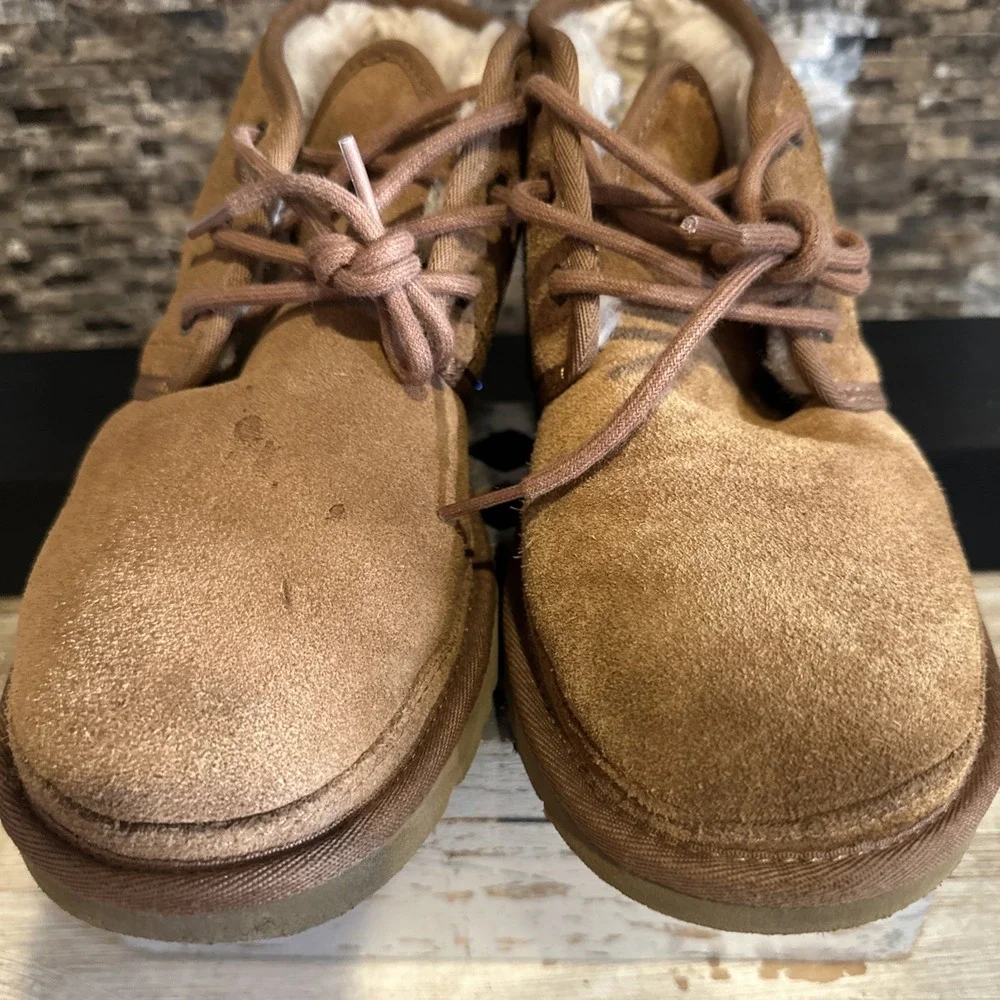 UGG Neumel Brown Suede Chukka Boots Left Shoe Size‎ 8 Right Shoe Size 9